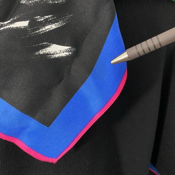 Pierre Cardin Vintage Floral Abstract Scarf - Picture 6 of 6